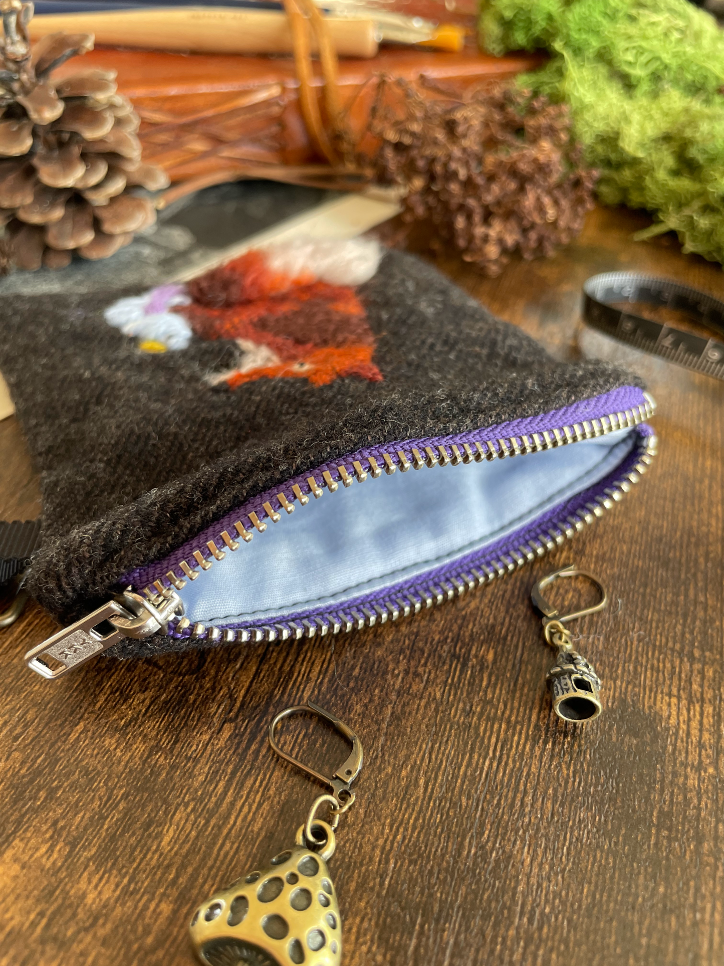 George & Max Brown Zipper Pouch