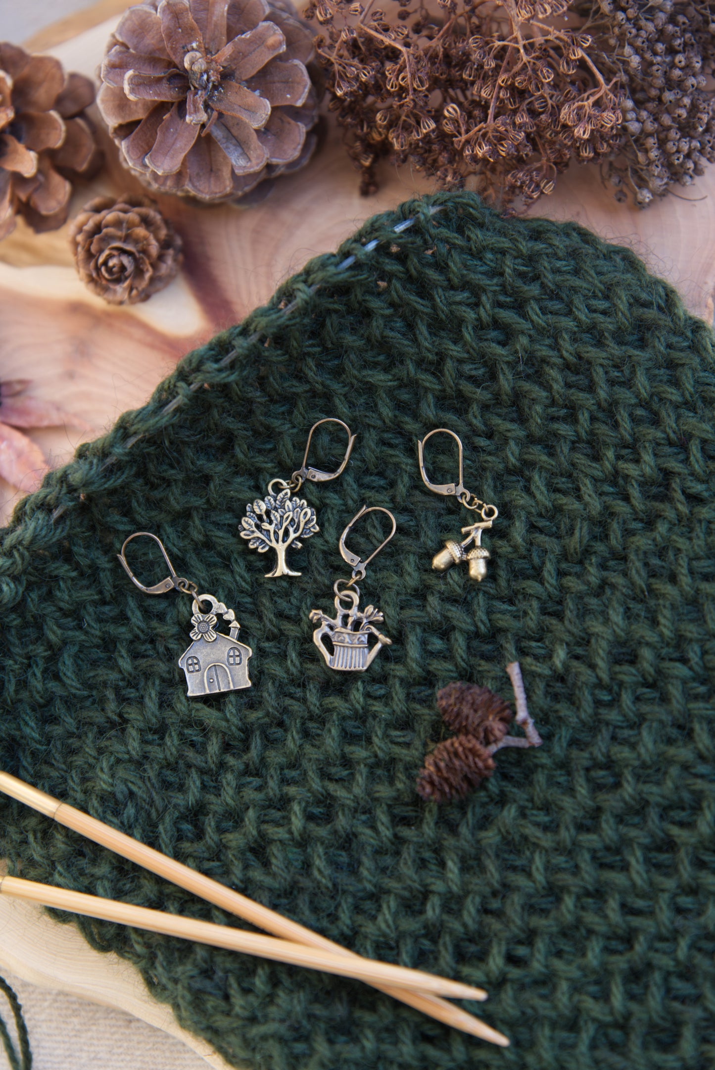 Picket Fence - removable stitch markers