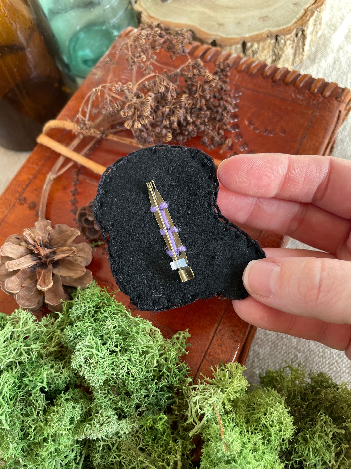 Felix, the hamster, felt brooch