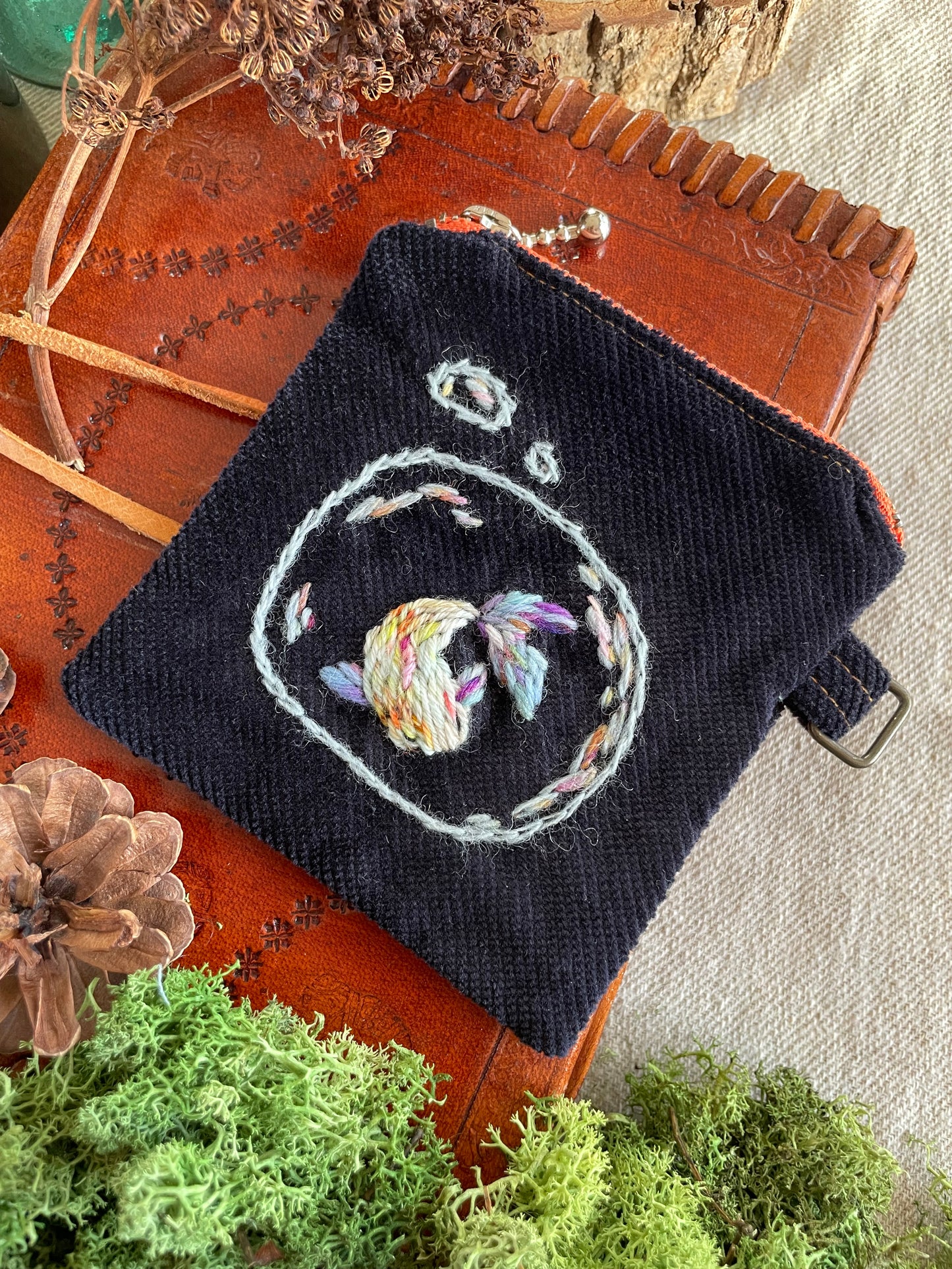 Bubble fish zipper pouch