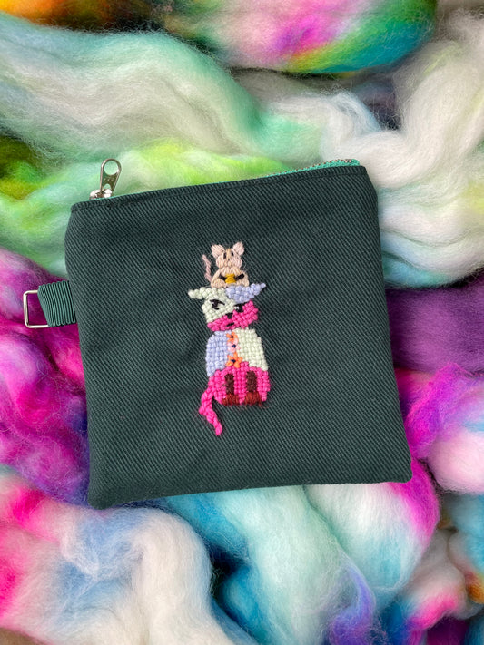 Minou and the cheese thief