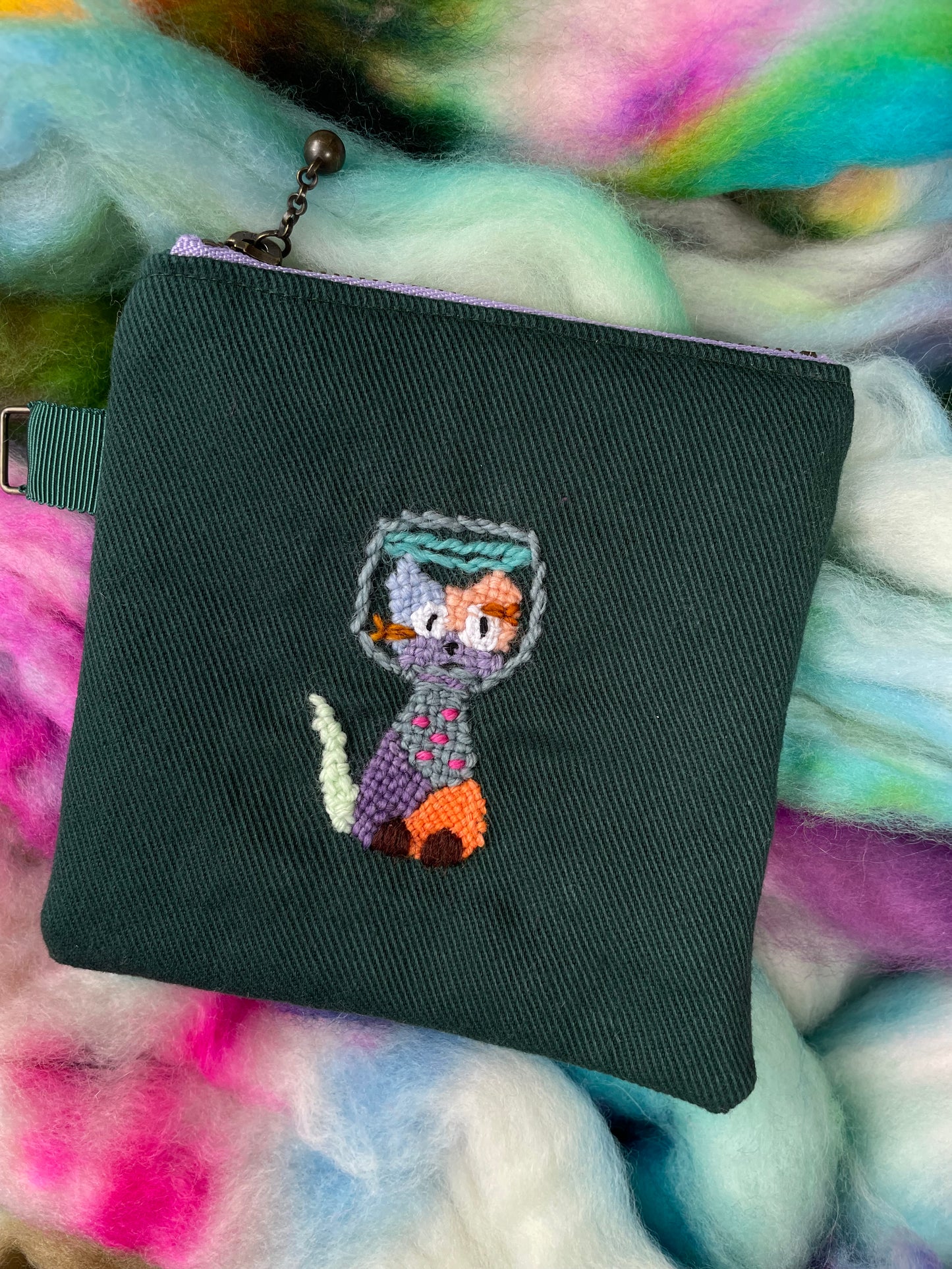 Minou and the Goldfish