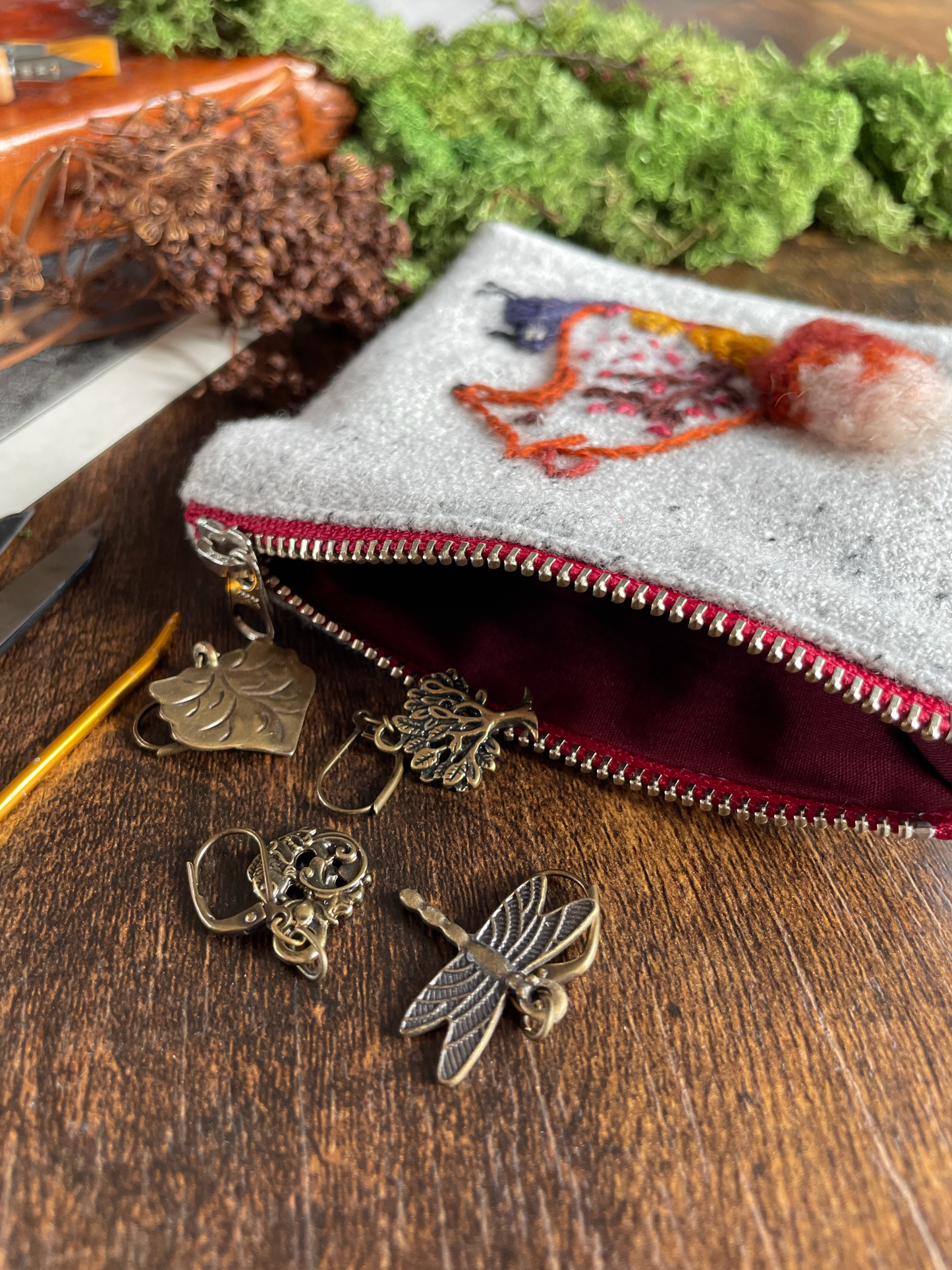 George & Max Autumn Scene Grey Zipper Pouch